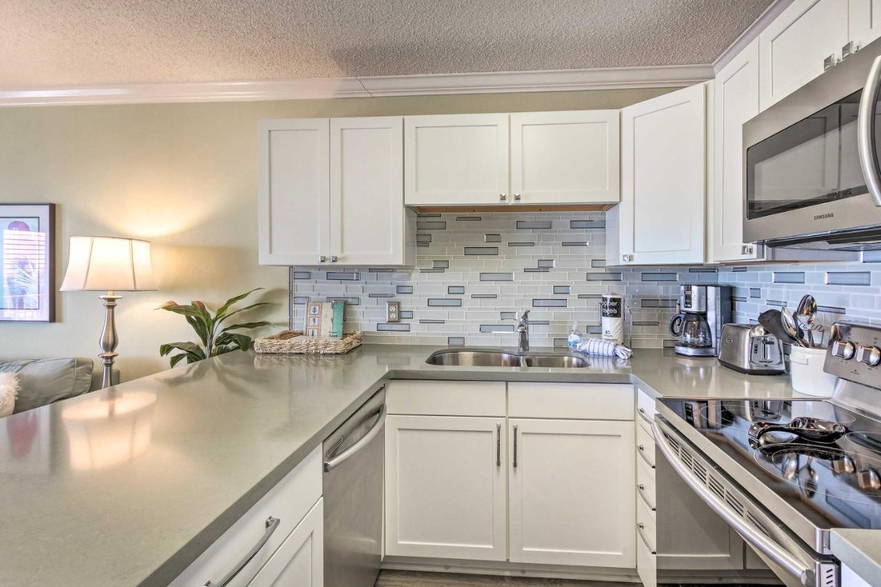 דסטין Sunny Emerald Coast Condo With Pool Steps To Beach! מראה חיצוני תמונה